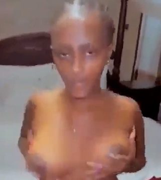 Gloria Bugie Nude Tease Boobs Video Leaked